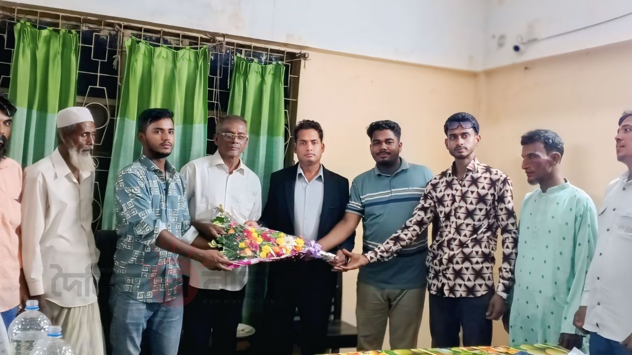 ফেনীতে জিয়া সাইবার ফোর্সের উদ্যোগে কেন্দ্রীয় কমিটির সদস্য সোহেলকে সংবর্ধনা