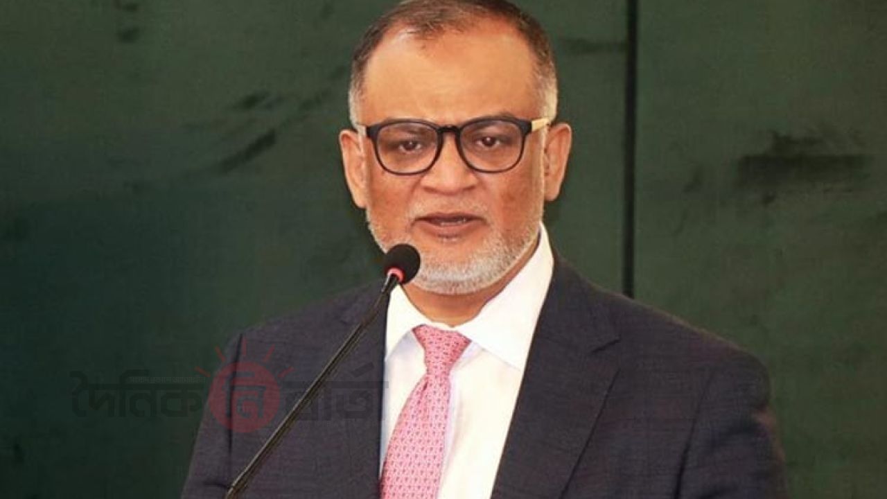 জুলাইয়ের হত্যা মামলা থেকে অব্যাহতি পেলেন বাণিজ্য উপদেষ্টা শেখ বশিরউদ্দীন