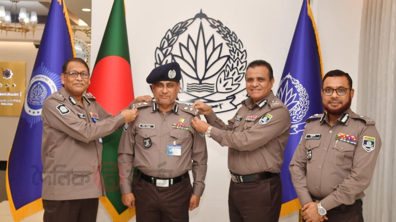 সেনবাগের কৃতিসন্তান আবদুল মাবুদ দুলাল ডিআইজি পদে উন্নীত