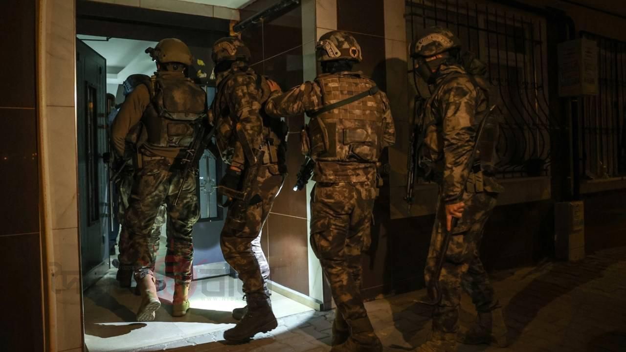 ইস্তাম্বুলসহ বিভিন্ন প্রদেশে আইএসবিরোধী বড় অভিযান, আটক প্রায় ৫০০