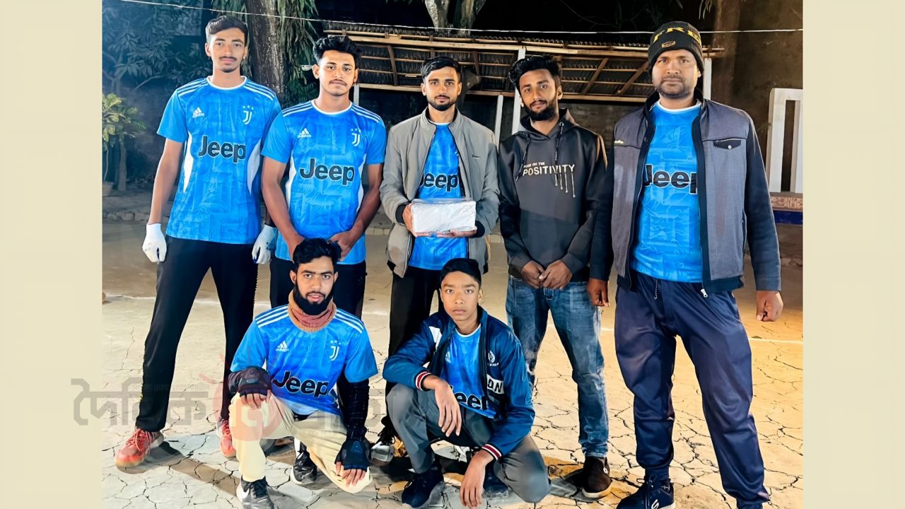 দেবহাটায় চাইনিজ ক্রিকেট টুর্নামেন্টে অপরাজিত চ্যাম্পিয়ন মেনন সেভেন্স