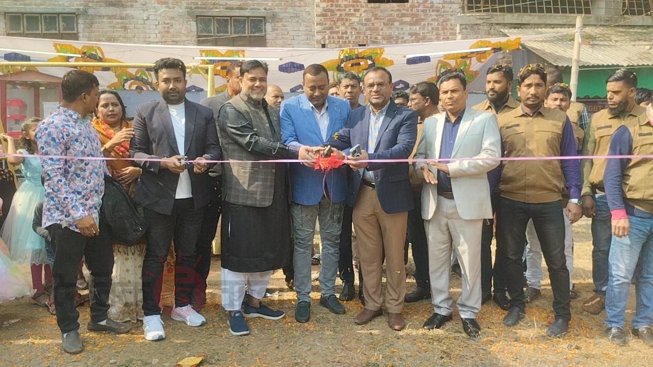 উৎসবমুখর পরিবেশে সাভারে শুরু ‘WBEF উদ্যোক্তা মেলা ও পিঠা উৎসব-২০২৬’